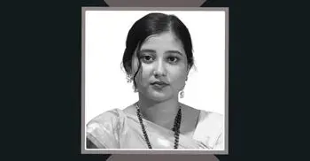 রাস্তা পারাপারের সময় বাসচাপায় কলেজছাত্রী নিহত