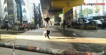 সময় বাঁচাতে গিয়ে প্রাণের ঝুঁকি, রাজধানীর রেলগেটের বাস্তবতা