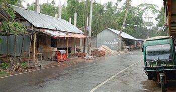 পিরোজপুরে স্বস্তির বৃষ্টি