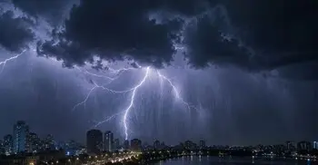 রাতে ঢাকায় বজ্রসহ বৃষ্টি হতে পারে