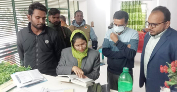 তানোরে ডায়াগনস্টিক সেন্টারের পরিচালকের ৬ মাসের কারাদণ্ড