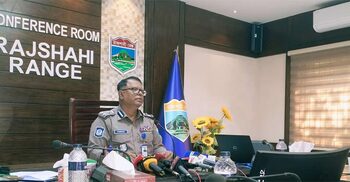 নাটোর-পাবনায় বিশেষ অভিযানে গ্রেফতার ৭২, অস্ত্র-মাদক উদ্ধার