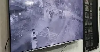 ধূমপানে নিষেধ করায় বহিরাগত এনে সিনিয়রকে মারধর