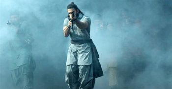 হাজার কোটির ক্লাবে ‘ধুরন্ধর’, রণবীরের দাপুটে প্রত্যাবর্তন