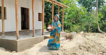 সেই রানু বেগম উঠলেন নতুন ঘরে, পেলেন ঈদ উপহার