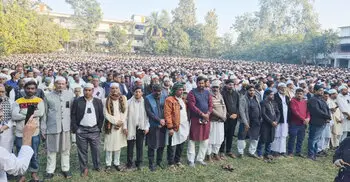 রাউজানে খালেদা জিয়ার গায়েবানা জানাজায় মানুষের ঢল