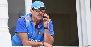 ওয়াংখেড়ে স্টেডিয়ামে রবি শাস্ত্রীর নামে স্ট্যান্ড