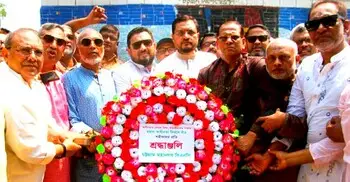 স্বাধীনতা দিবসে বিপ্লব উদ্যানে শহীদদের প্রতি বিএনপির শ্রদ্ধা