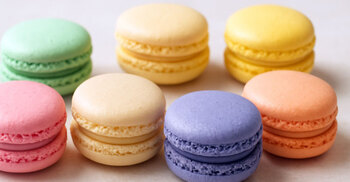 বাড়িতে তৈরি করুন নানা রঙের ম্যাকারন