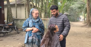 শৈশবে মায়ের আদর না পেলেও শাশুড়ির স্নেহে মুগ্ধ ফরাসি পুত্রবধূ