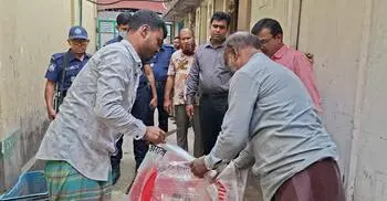 অন্য প্রতিষ্ঠানের নামে চাল বাজারজাত করায় ব্যবসায়ীকে জরিমানা