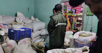 বগুড়ায় মুদি দোকান থেকে খাদ্যবান্ধব কর্মসূচির চাল উদ্ধার