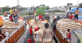 1.75 lakh tonnes rice to arrive in Jan, hopes for price reduction