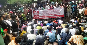 স্ত্রী-সন্তানসহ আমরণ অনশনের ডাক ব্যাটারিচালিত রিকশাচালকদের