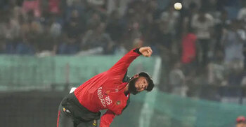 Bangladesh stun W Indies with late bowling blitz