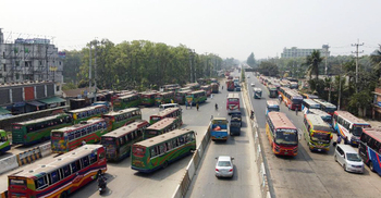 চন্দ্রায় যানবাহনের চাপ, থেমে থেমে যানজট