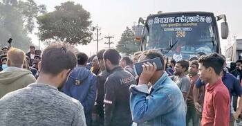 Dhaka-Mymensingh highway blocked for arrears