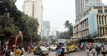 Titumir College students block road seeking univ status