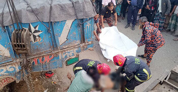 3 killed as truck hits auto-rickshaw in Gazipur