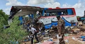31 killed in Mali after bus plunges off bridge
