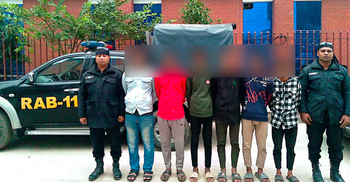 নারায়ণগঞ্জে দলবদ্ধ হয়ে অস্ত্রের মহড়া, গ্রেফতার ১০