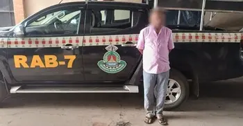 রাউজানে বিদেশি পিস্তলসহ ‘রইশ্যা ডাকাত’ গ্রেফতার