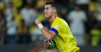 প্রথম ফুটবলার হিসেবে যে ইতিহাস সৃষ্টি করলেন রোনালদো