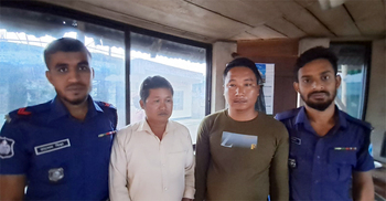 রাঙ্গামাটিতে তক্ষকসহ দুই যুবক আটক