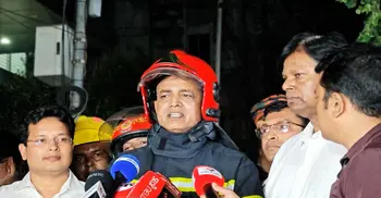 ফায়ার সার্ভিসের ৬ ইউনিট দুই ঘন্টার চেষ্টায় বনানীর আ’গু’ন নিয়ন্ত্রণে এনেছে