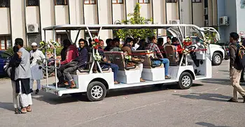 জটিলতায় থেমে গেলো রাবির ই-কার সেবা, ফের চালুর আশ্বাস