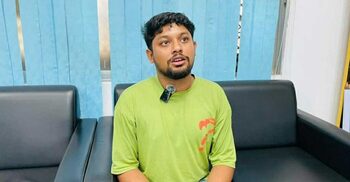 দেড় লাখ টাকায় চুক্তি, ভর্তি হতে গিয়ে ধরা