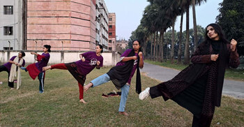 রাবির শতাধিক নারী শিক্ষার্থীকে দেওয়া হলো আত্মরক্ষার প্রশিক্ষণ