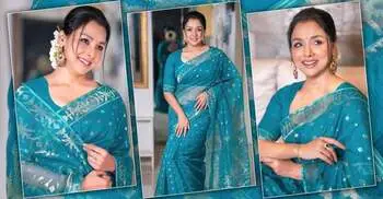 সমুদ্র-নীল জামদানিতে চোখ জুড়ালেন রুনা খান