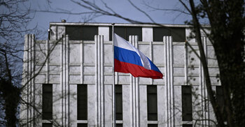 Russia tells citizens not to travel to US