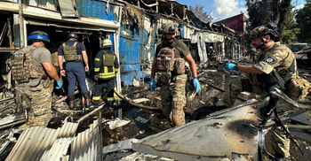 Russian attack kills 17 in east Ukraine as Blinken visits Kyiv