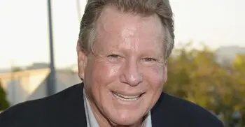 Love Story actor Ryan O’Neal dies at 82