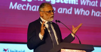 অক্সিজেনকে ওষুধের মতো সহজলভ্য করতে হবে: স্বাস্থ্যের বিশেষ সহকারী