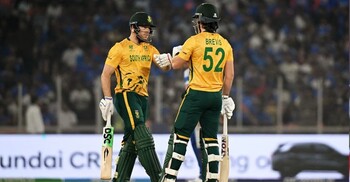 মিলার-ব্রেভিসের জুটির পর স্টাবসের ঝড়ে প্রোটিয়াদের চ্যালেঞ্জিং পুঁজি