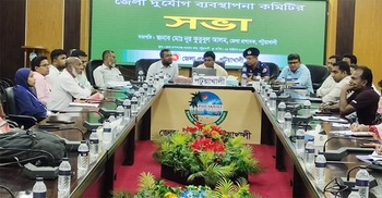 বন্দরে সতর্ক সংকেত, পটুয়াখালীতে গুঁড়ি গুঁড়ি বৃষ্টি