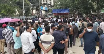 শাহবাগে প্রাথমিকে সুপারিশপ্রাপ্তদের অবস্থান, সচিবালয়ে গেলো প্রতিনিধিদল