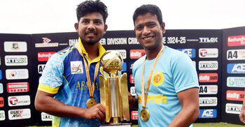 ম্যান অফ দ্য টুর্নামেন্টের ৩ লাখ টাকা মোসাদ্দেকের পকেটে