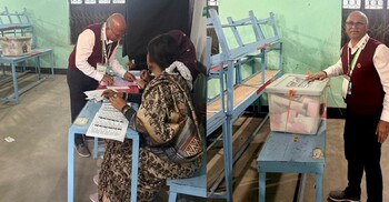 ঢাকা-১৮ আসনে সর্বশেষ ভোট দেন শায়রুল কবির খান