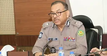 নিরাপত্তার ঘেরাটোপে মানুষের স্বাভাবিক চলাচল যেন ব্যাহত না হয়