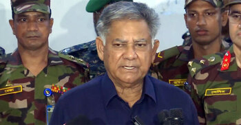 Home adviser orders to surrender looted arms within 7 days