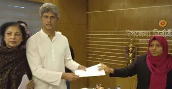 মনোনয়নপত্র জমা দিলেন জোনায়েদ সাকি, বিএনপির স্বতন্ত্র একাধিক