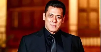 সালমানের ঘরের ভেতরের অজানা গল্প ফাঁস করলেন প্রযোজক