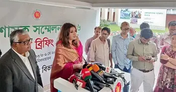 নিরাপদ অভিবাসনে দালালদের দৌরাত্ম্য রোধে ডিসিদের আহ্বান প্রতিমন্ত্রীর