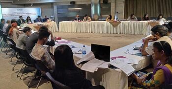 Govt must revise policies to accelerate renewable energy transition: Experts