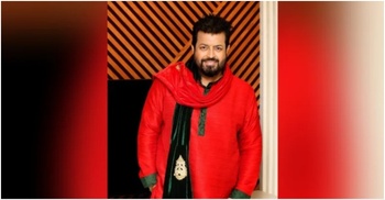 ভিডিও বার্তা দিয়ে দেশ ছাড়লেন ওমর সানী