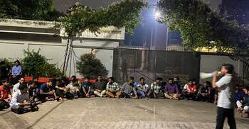 ধর্ম নিয়ে কটূক্তির অভিযোগে শেকৃবি শিক্ষার্থীদের বিক্ষোভ